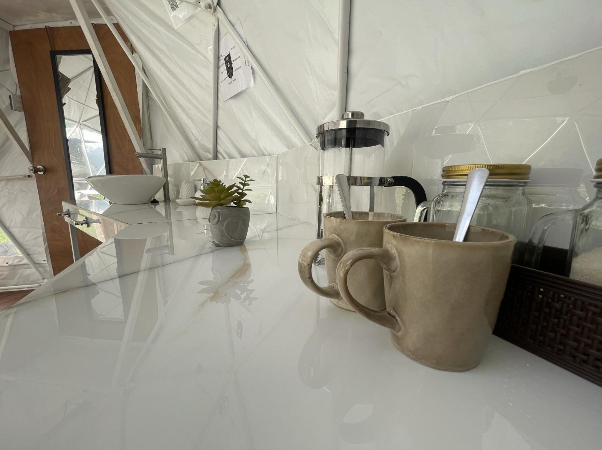 La Comarca River Glamping Dome Near Manuel Antonio Exterior photo